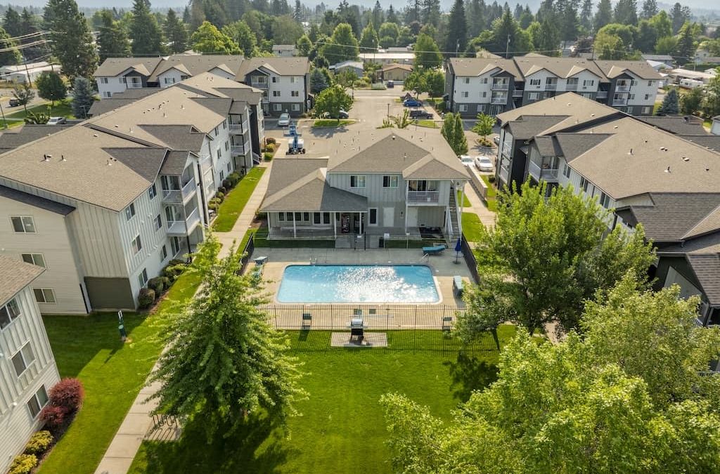 Roofing Contractor Post Falls Id Falls Creek Apartments 299