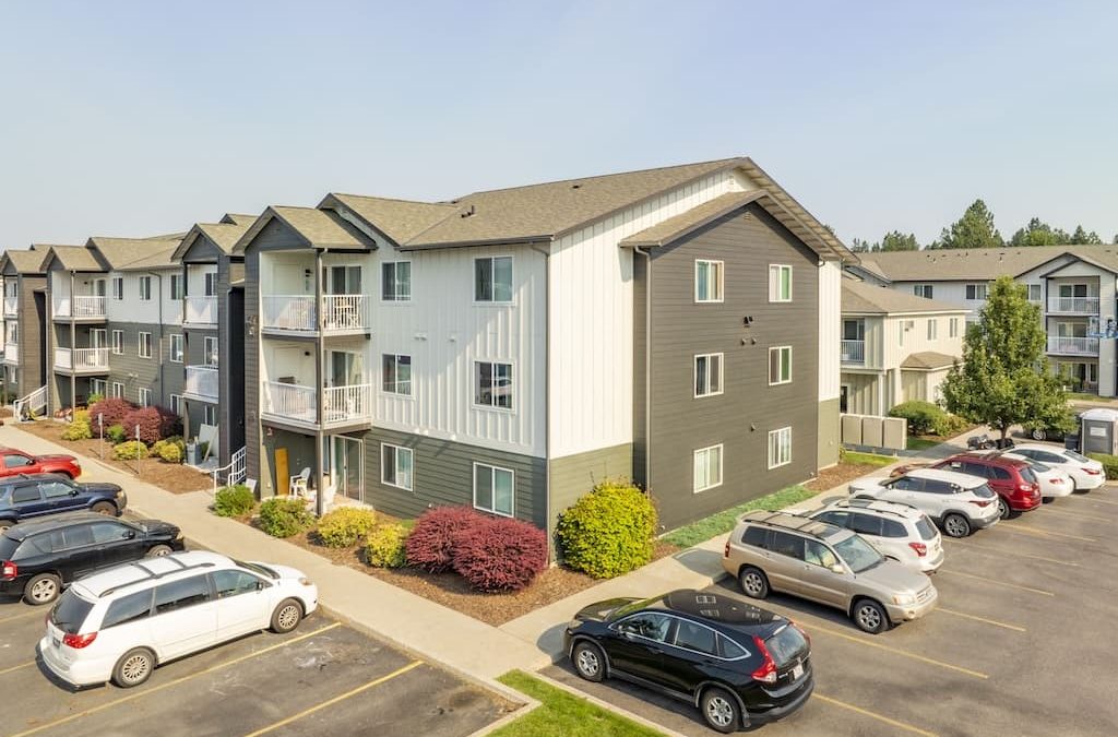 Roofing Contractor Post Falls Id Falls Creek Apartments 300